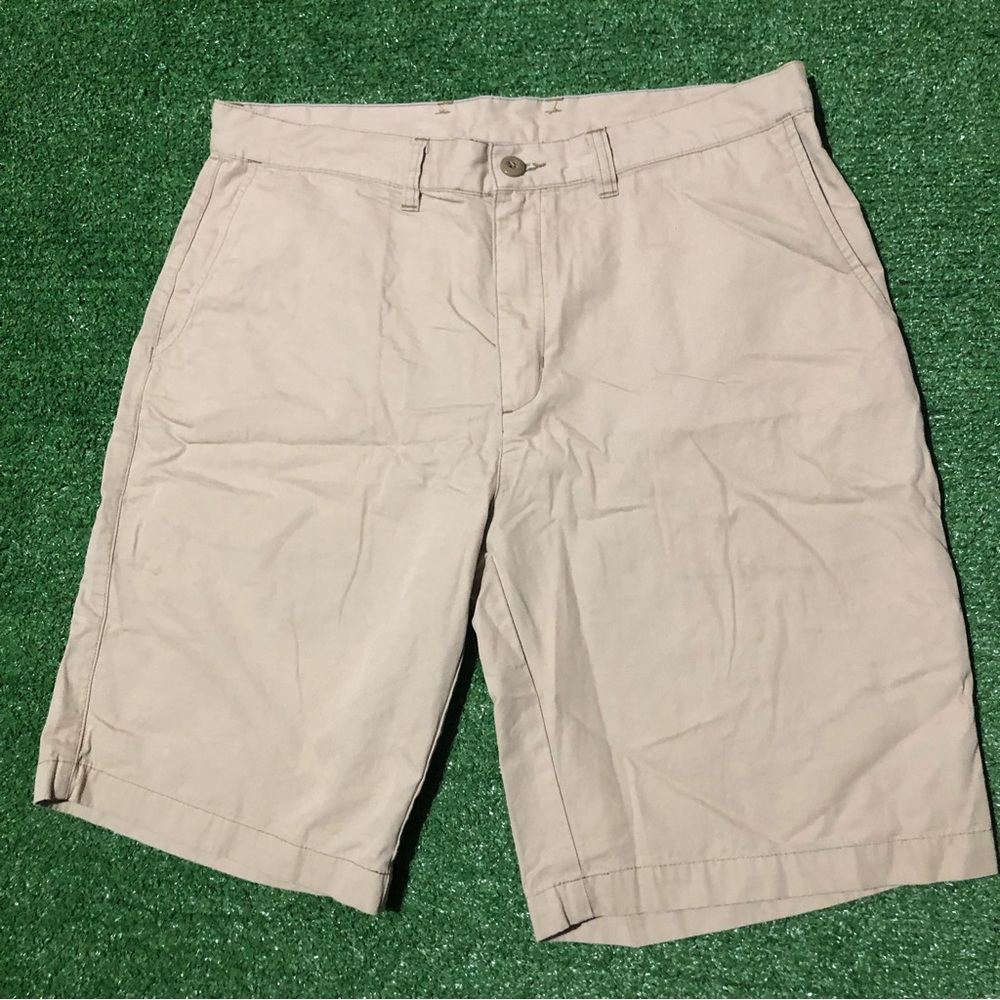 Patagonia khaki men shorts size 34